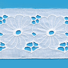 Broderie anglaise 100 % coton de 80mm - pice de 18,4 mtres